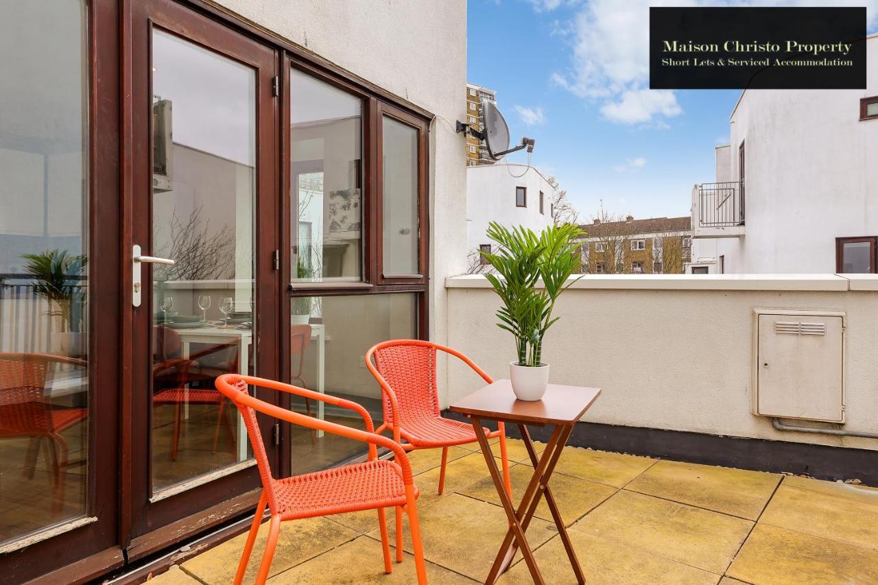 Eden 2bedroom Sleeps 6 In With Wifi & Leisure By Maison Christo Short Lets & Serviced Apartament Londra