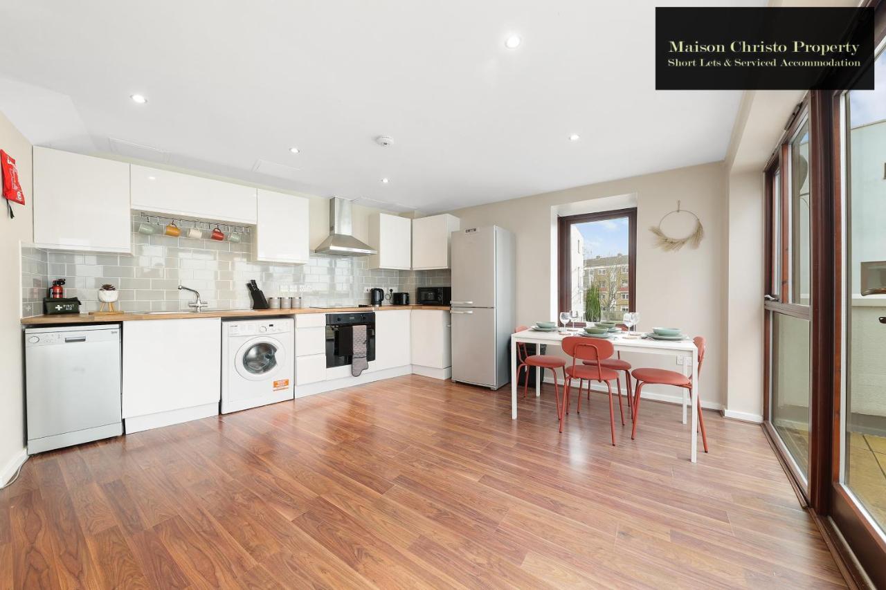 Appartamento Eden 2bedroom Sleeps 6 In With Wifi & Leisure By Maison Christo Short Lets & Serviced