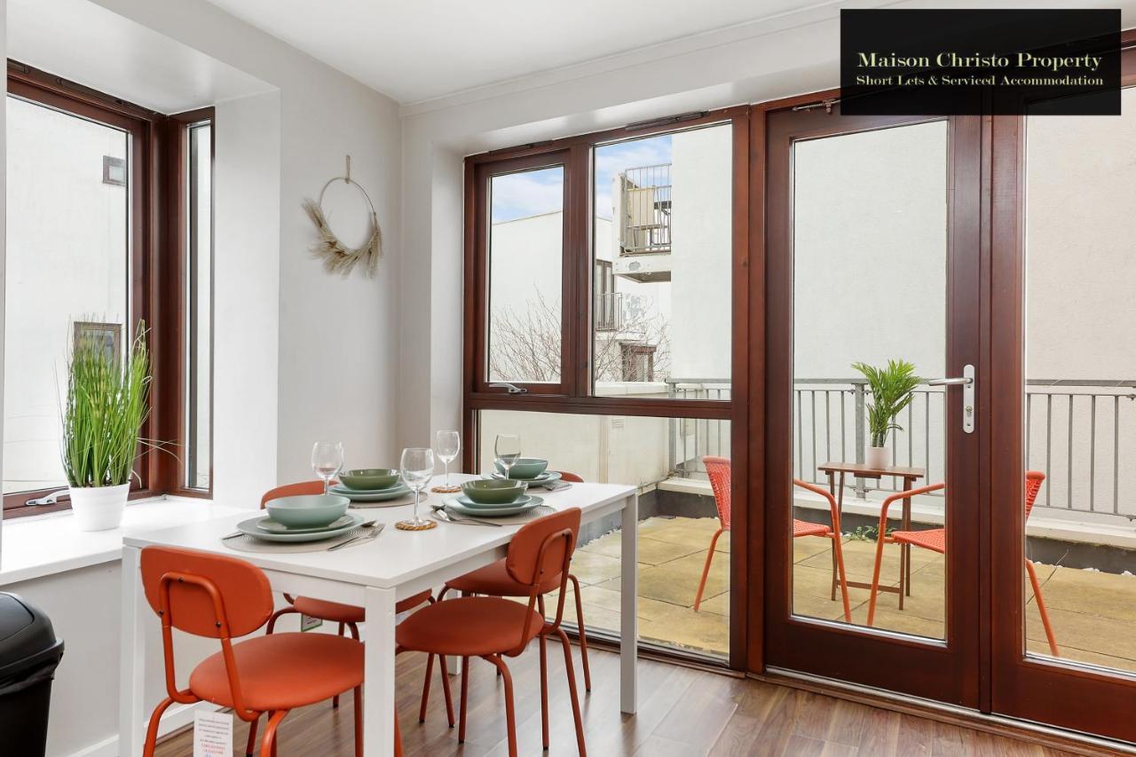Appartamento Eden 2bedroom Sleeps 6 In With Wifi & Leisure By Maison Christo Short Lets & Serviced *