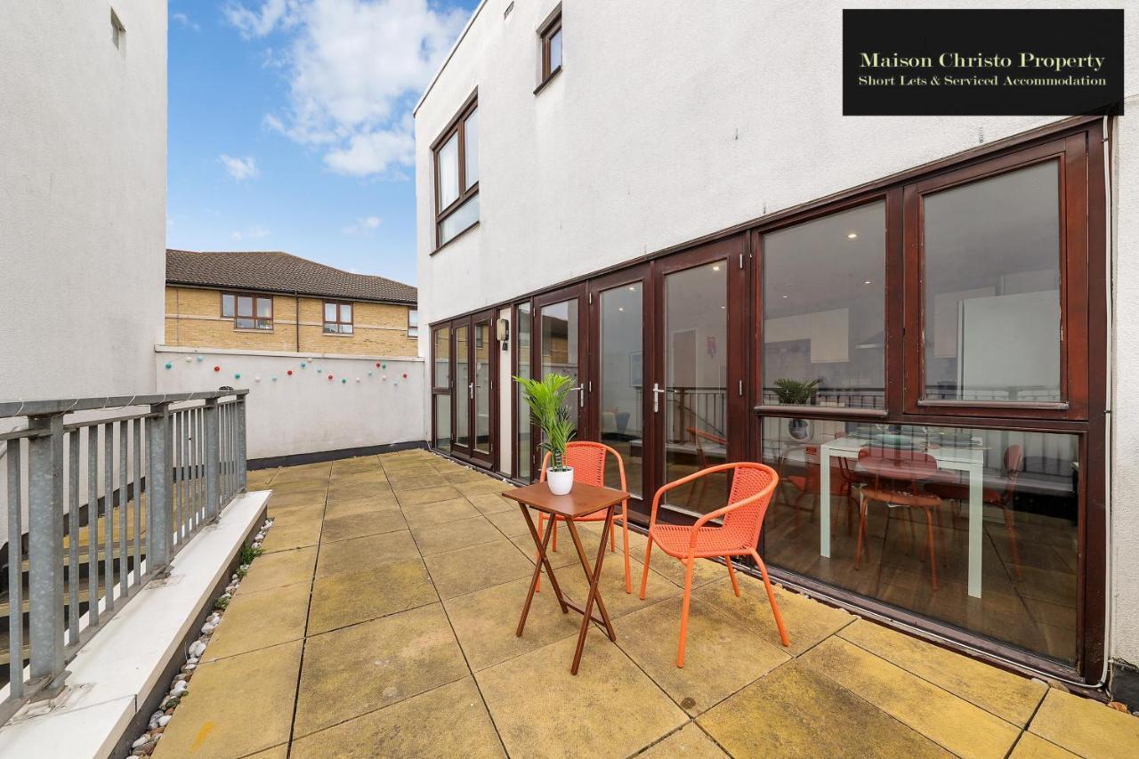 Appartamento Eden 2bedroom Sleeps 6 In With Wifi & Leisure By Maison Christo Short Lets & Serviced *