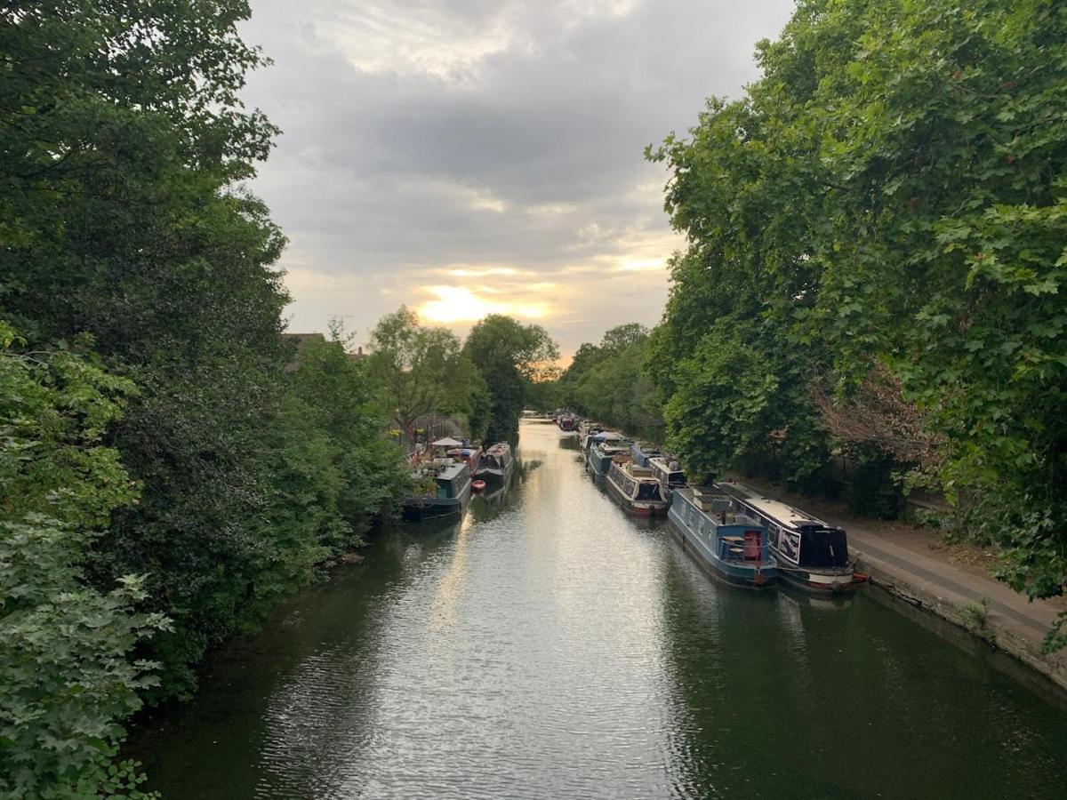 Eden 2bedroom Sleeps 6 In With Wifi & Leisure By Maison Christo Short Lets & Serviced * Londra